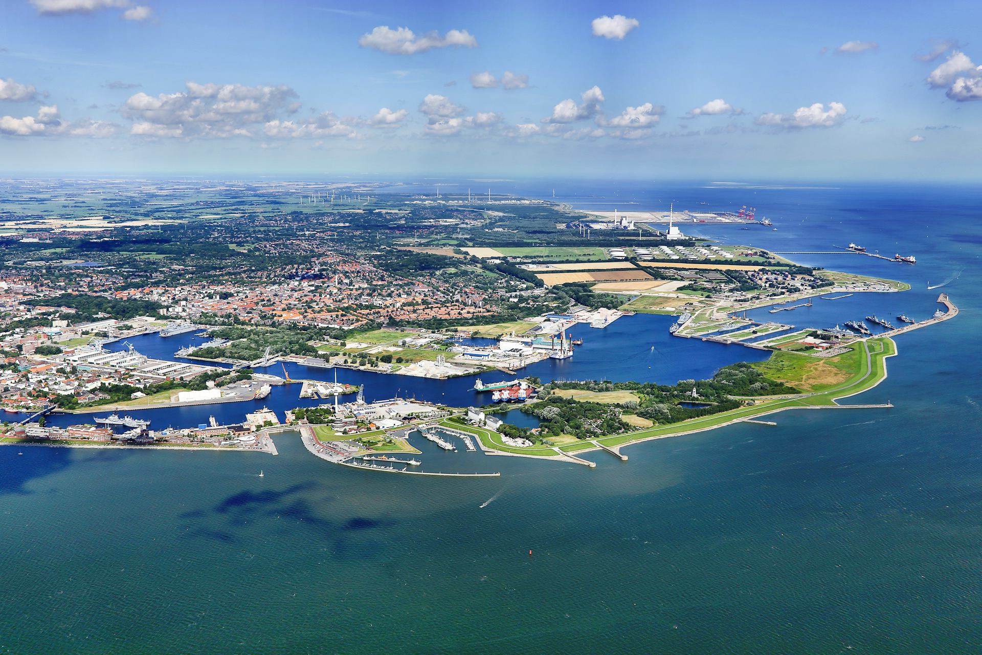 Erlebnis Mitflug Bremen über der Stadt